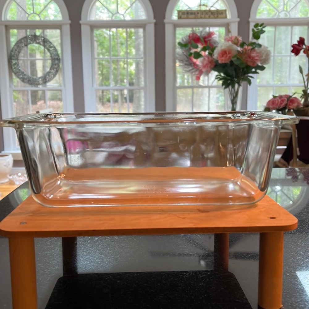 Pyrex - Loaf Dish.  Nice Vintage Condition.